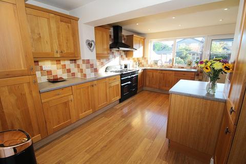 4 bedroom detached house for sale, Newbury Lane, Silsoe