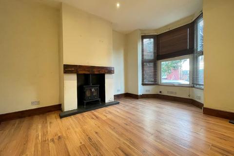 4 bedroom terraced house to rent, Burley Lodge Road, Burley, Leeds, LS6