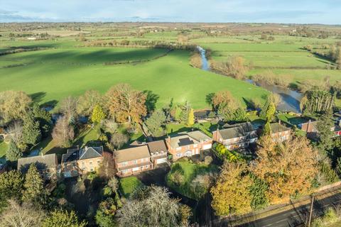 4 bedroom detached house for sale, Main Street, Tiddington, Stratford-upon-Avon, Warwickshire, CV37