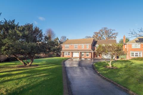 4 bedroom detached house for sale, Main Street, Tiddington, Stratford-upon-Avon, Warwickshire, CV37