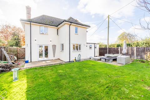 21 Ketts Hill, Necton, Swaffham, PE37 8HX
