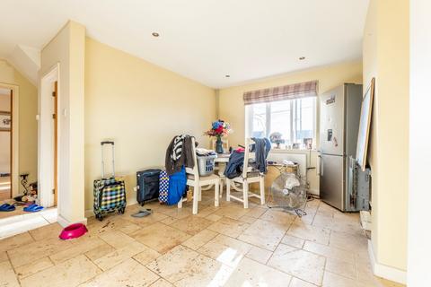 21 Ketts Hill, Necton, Swaffham, PE37 8HX