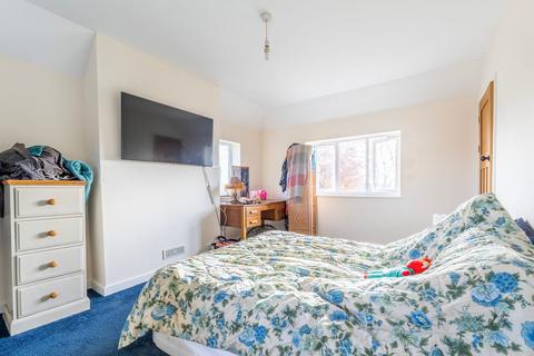 21 Ketts Hill, Necton, Swaffham, PE37 8HX