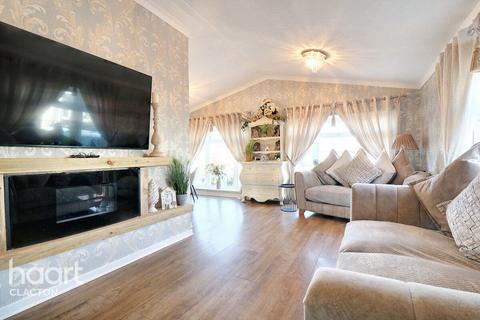 2 bedroom detached bungalow for sale, Oakleigh Residential Park, Clacton-on-Sea