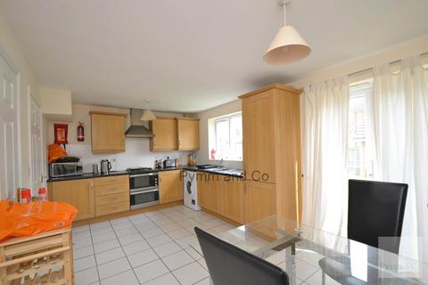 4 bedroom townhouse to rent, Sir Alfred Munnings Road, Norwich NR8