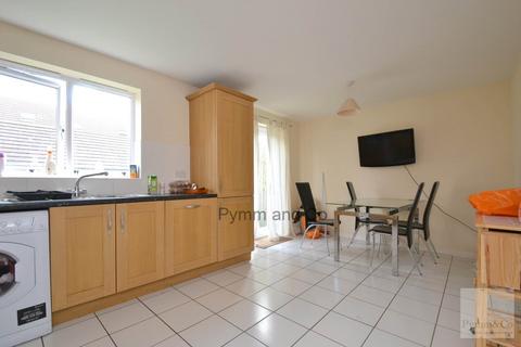 4 bedroom townhouse to rent, Sir Alfred Munnings Road, Norwich NR8