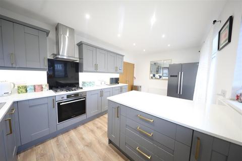 3 bedroom semi-detached house for sale, Mill Beck Lane, Cottingham