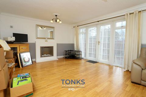 3 bedroom terraced house for sale, Simcox Gardens, Birmingham B32