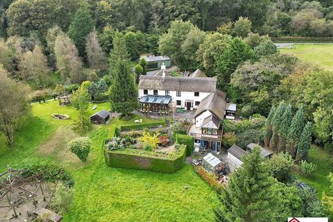 4 bedroom detached house for sale, Carmarthen SA33