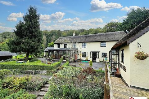 4 bedroom detached house for sale, Carmarthen SA33