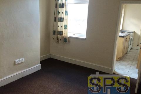 2 bedroom terraced house to rent, Cauldon Road, Stoke-on-Trent ST4