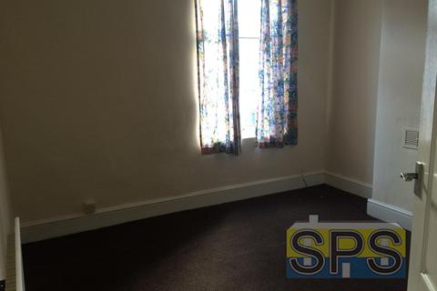 2 bedroom terraced house to rent, Cauldon Road, Stoke-on-Trent ST4