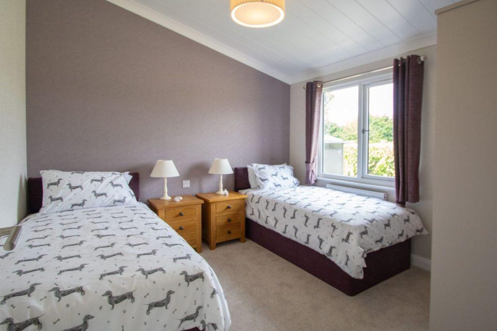 Plot 20 Willerby Acorn Twin Bedroom July 2025.jpg
