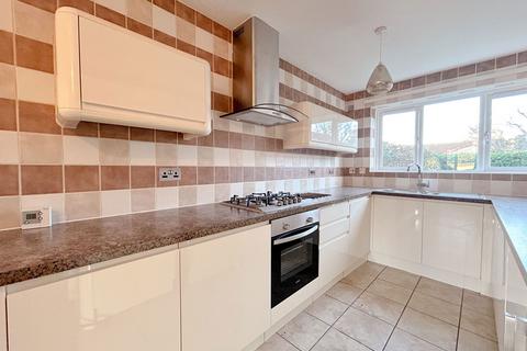 1 bedroom ground floor flat for sale, Teynham Close, Margate CT9