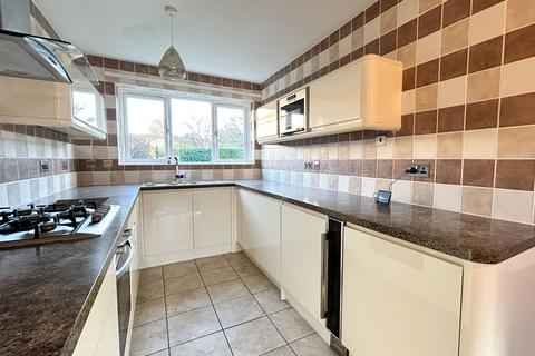 1 bedroom ground floor flat for sale, Teynham Close, Margate CT9