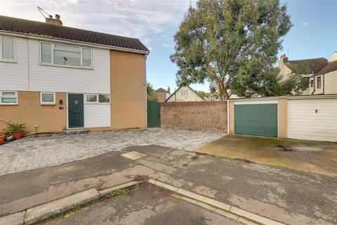 3 bedroom semi-detached house for sale, Pembury Close, Worthing