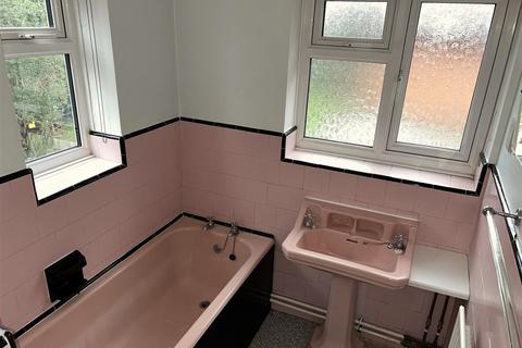 Elche Shortlands Road, Bromley, BR2 0JJ