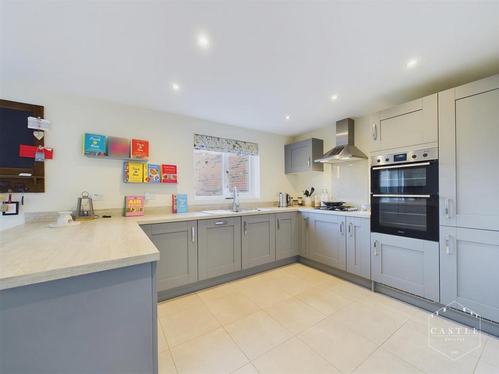 Open plan dining kitchen