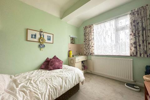24 Beltinge Road, Romford, RM3 0UJ