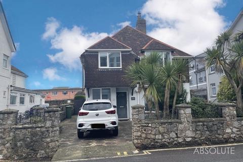 3 bedroom detached house to rent, Garfield Road, Paignton, TQ4