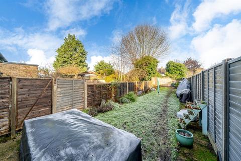 2 bedroom terraced house for sale, New Road, Croxley Green