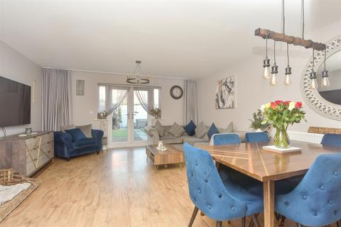 3 bedroom semi-detached house for sale, Press House Drive, Faversham, Kent