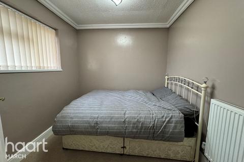 2 bedroom bungalow for sale, Papworth Road, March