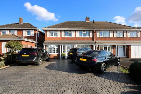 4 bedroom semi-detached house to rent, Pallett Drive, Nuneaton, CV11 6JA