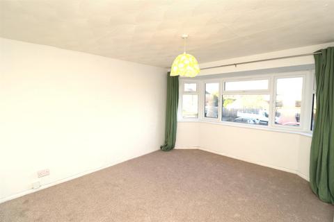 2 bedroom flat to rent, New Street, Bulkington