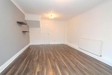 39 Alpine View, Carshalton, SM5 3QJ