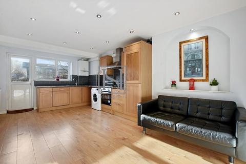 4 bedroom terraced house for sale, North Road, Ealing