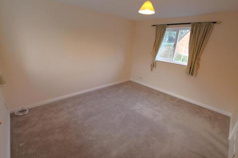 1 bedroom terraced house to rent, Friary Court, Woking GU21