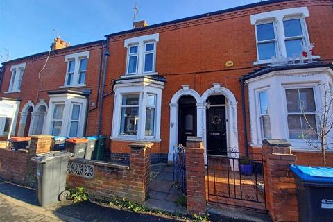 3 bedroom terraced house to rent, Windsor Street, Wolverton, MK12 5AL