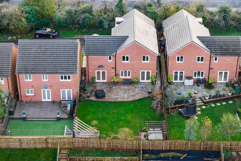 4 bedroom detached house for sale, Ffordd Y Coetir, Llanilid, Pontyclun, CF72