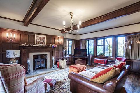 5 bedroom detached house for sale, The Warren, Streatley on Thames, RG8