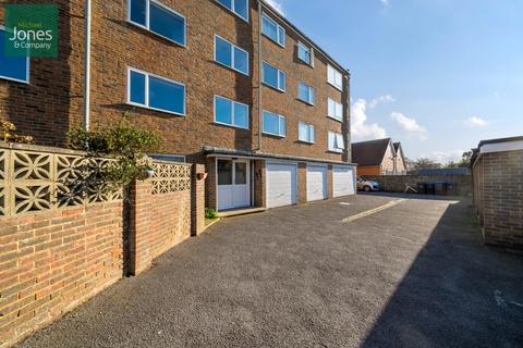 undefined, St. Georges Road, Worthing, West Sussex, BN11