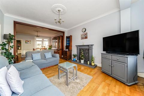 3 bedroom end of terrace house for sale, Norman Avenue, London N22