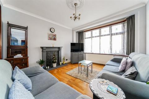 3 bedroom end of terrace house for sale, Norman Avenue, London N22