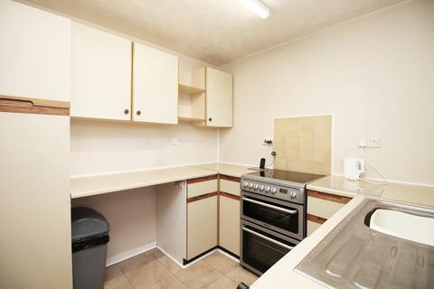 1 bedroom apartment for sale, The Spinney,  Thornton-Cleveleys, FY5