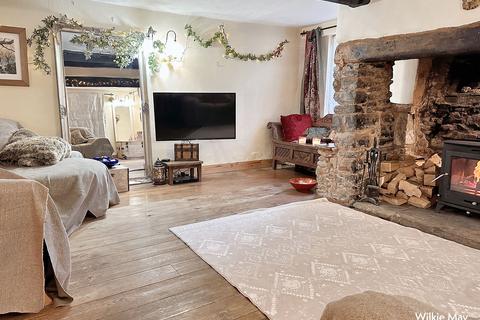 Green Dolphin Cottage High Street, Porlock, Minehead, TA24 8PT