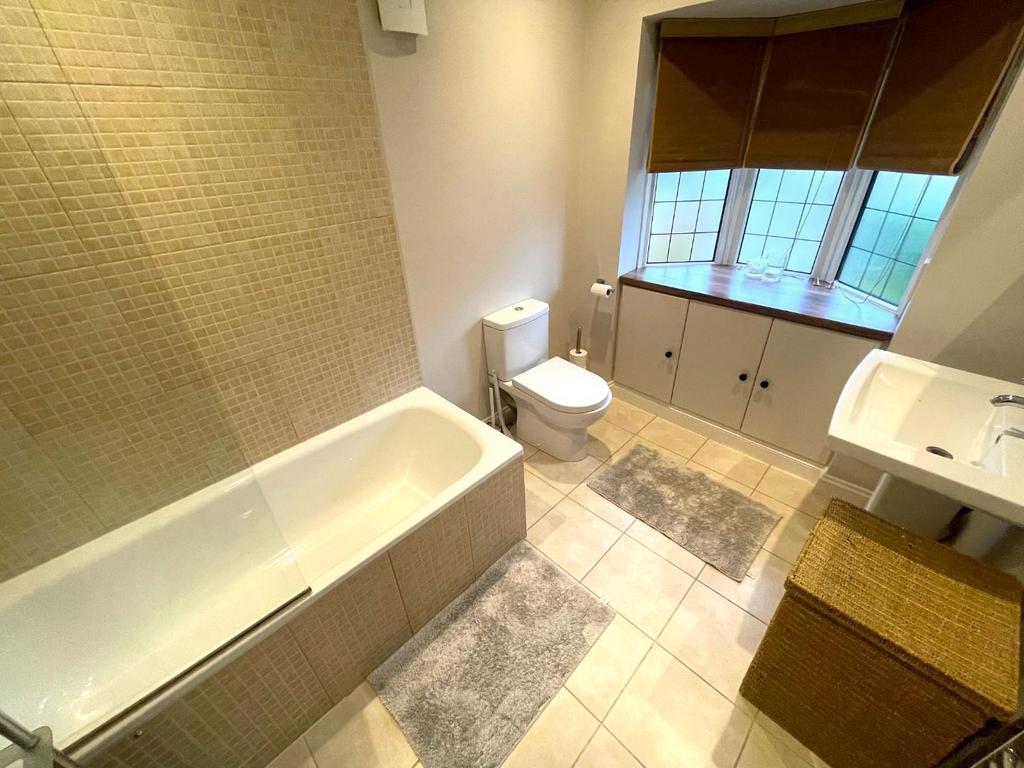 BATH.jpg