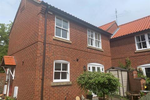 2 bedroom end of terrace house to rent, 9 The MaltingsMarket WeightonYork