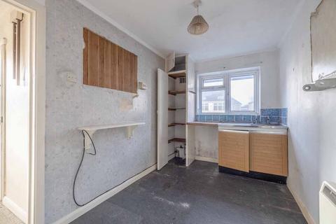 3 bedroom end of terrace house for sale, Lent Rise Road, Slough SL1