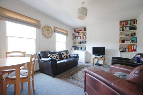 2 bedroom flat to rent, Witherington Road, Highbury