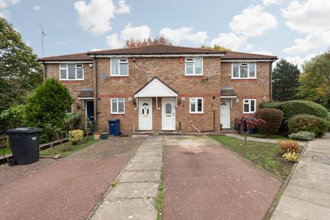 2 bedroom house for sale, Ashfield Road, London N14