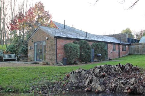 2 bedroom bungalow to rent, Pond Cottage, Main Road, Horringford, Arreton