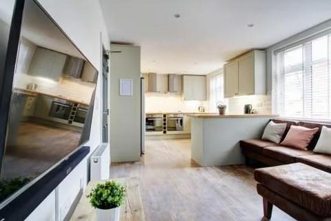 7 bedroom flat to rent, *£166pppw incl bills* Peel Street, Nottingham, NG1 4GR