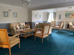Communal Lounge.jpg