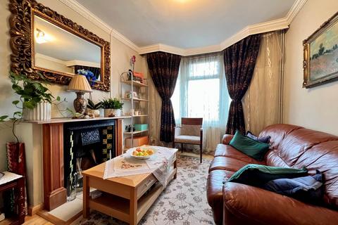 3 bedroom terraced house for sale, Haig Road East, London, E13 9LP