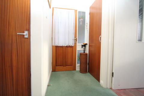 2 bedroom apartment for sale, Sealawns, Crosshill, Barry, CF62 6TD